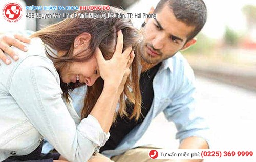 Tiểu ra máu ở phụ nữ là bệnh gì?