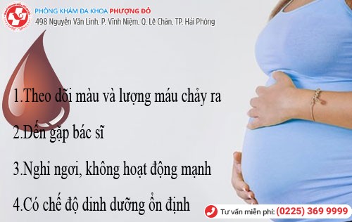 ra máu âm đạo khi mang thai